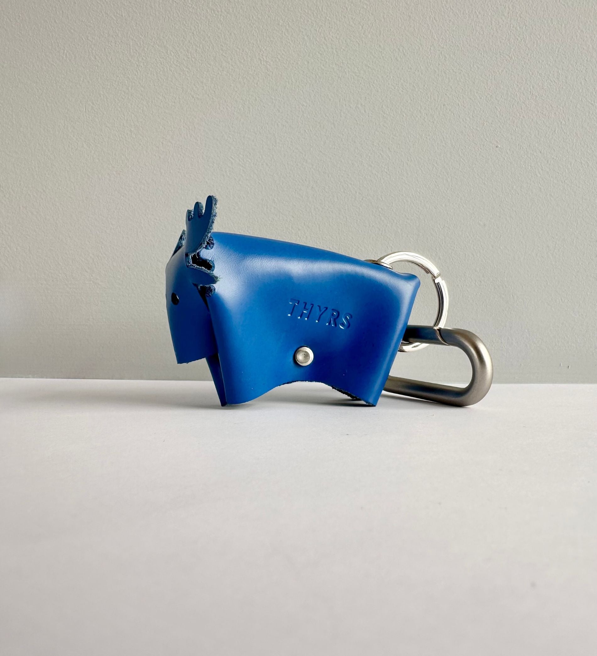 Bijou de sac élan | Cuir upcyclé