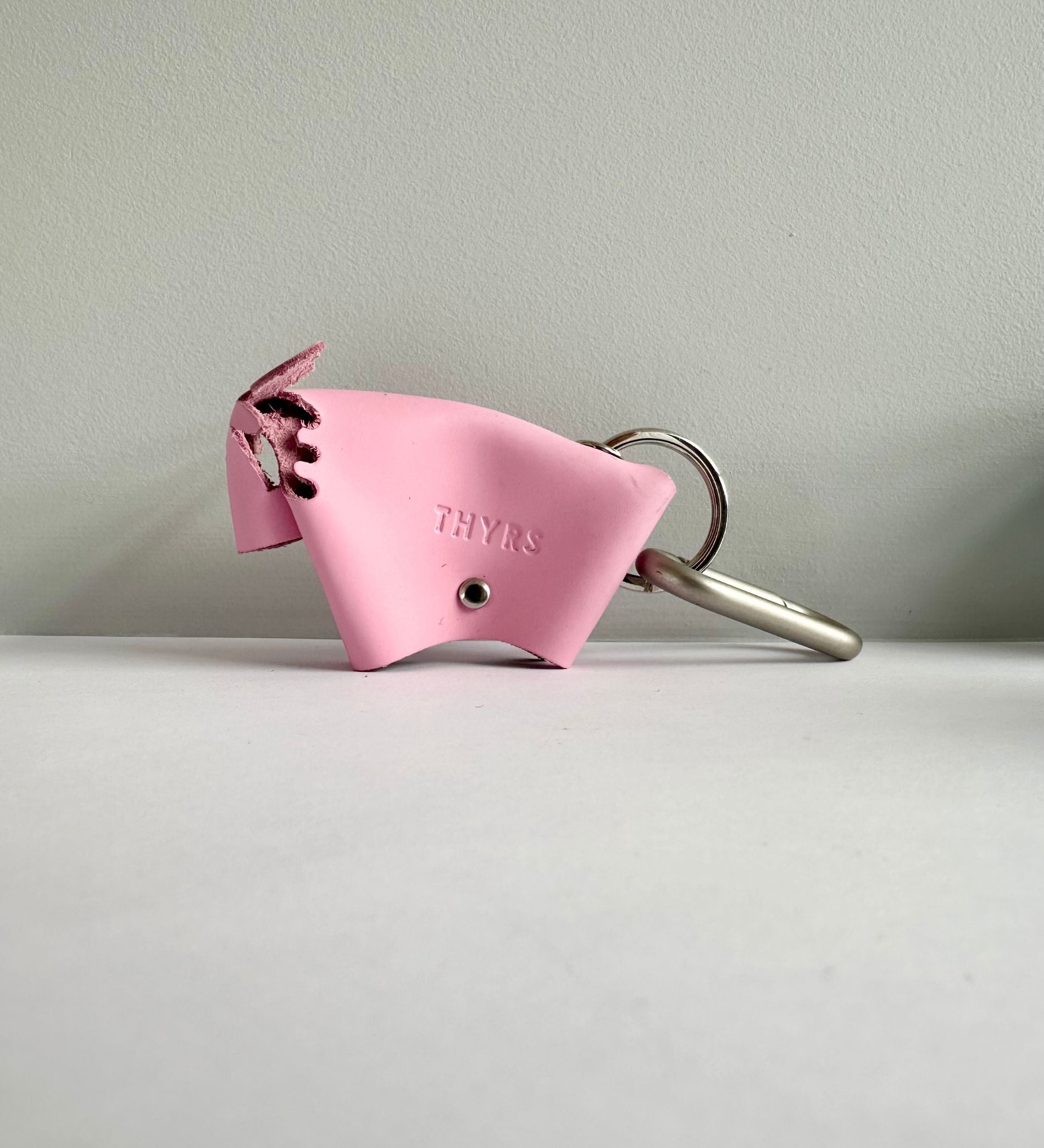 Bijou de sac élan | Cuir upcyclé