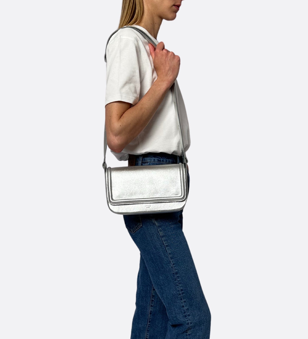 Sac Nine baguette en cuir grainé coloris argent THYRS