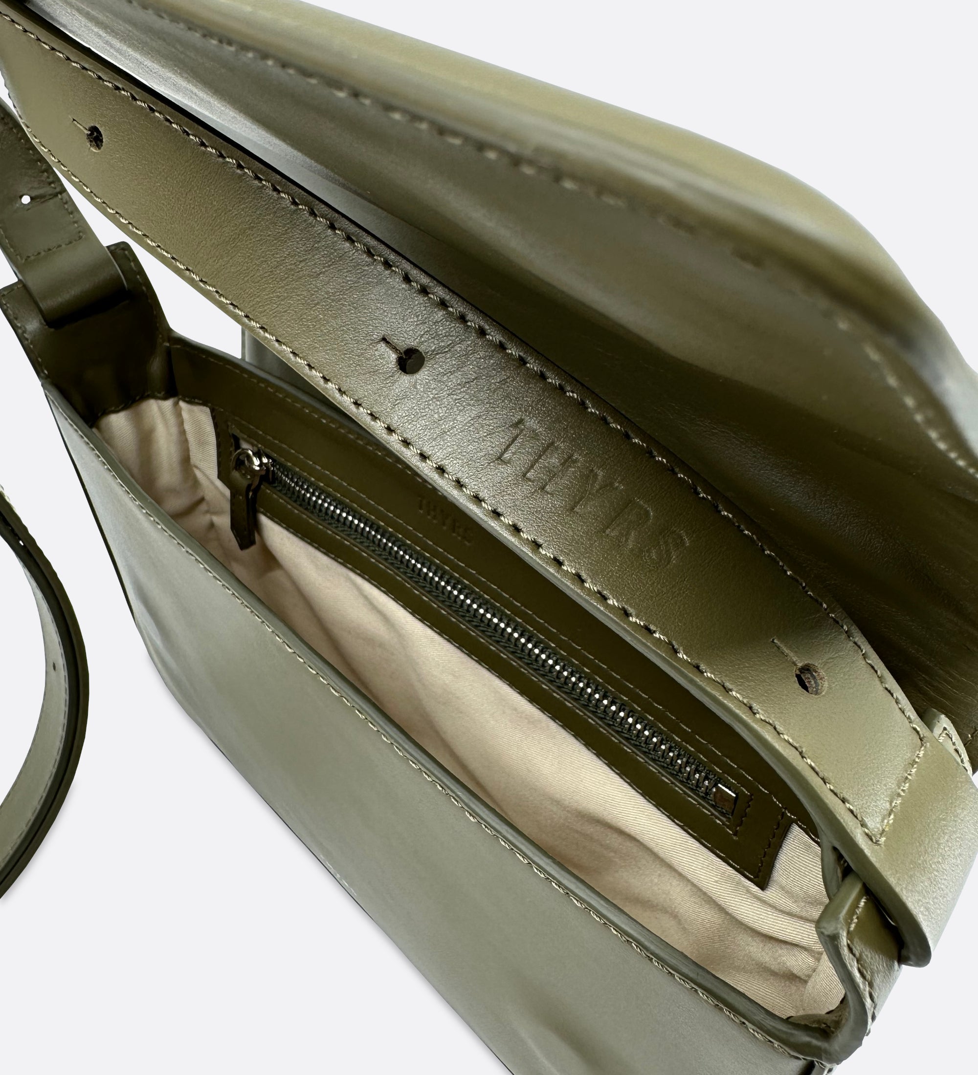 Sac Nine baguette en cuir lisse olive, THYRS