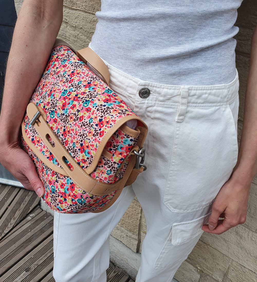 Besace M fleurs fabrique en France THYRS